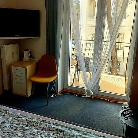 Citysopot-Centrum-Dabrowskiego Экстерьер фото
